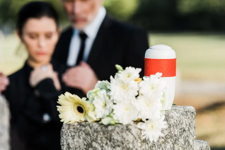 Elegir correctamente funeraria en Barcelona puede hacer que el entierro sea más económico